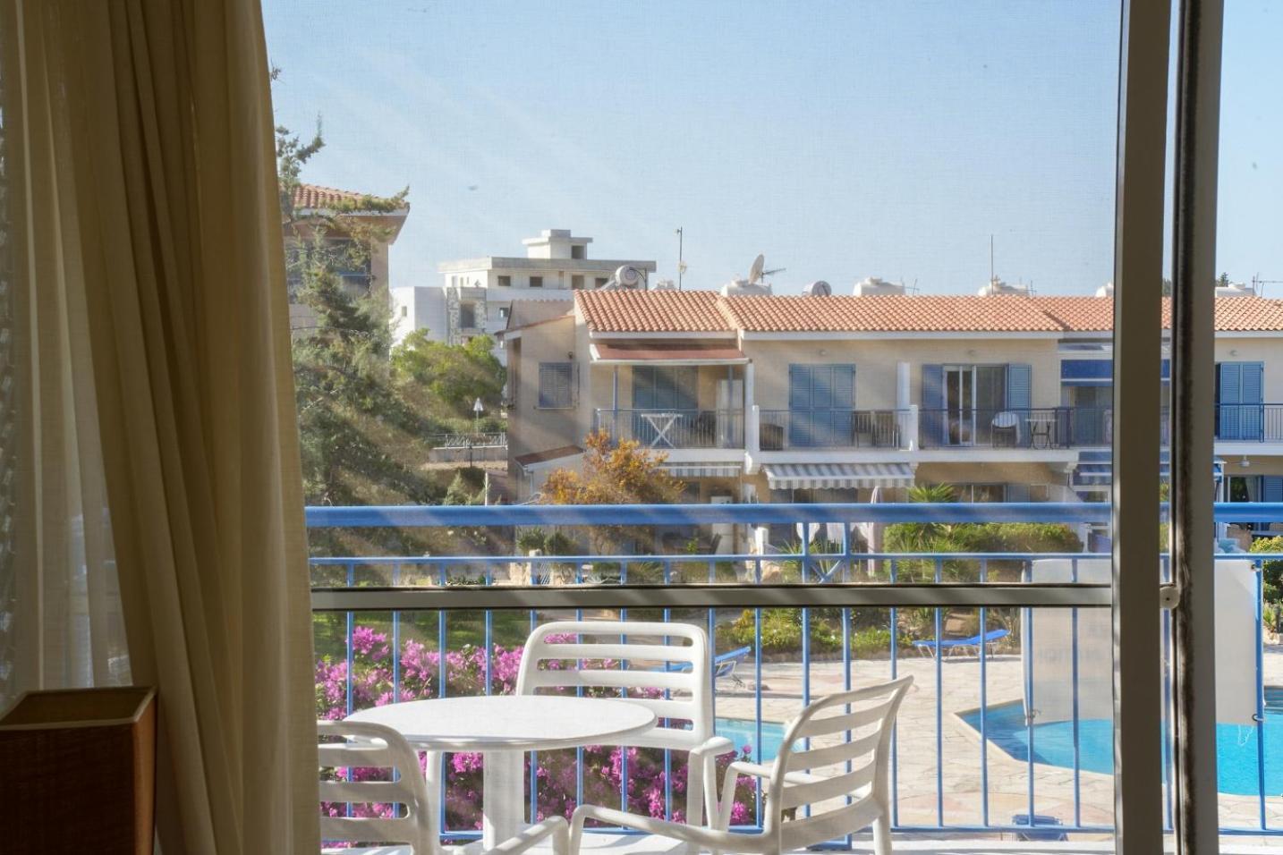 Resitour Paradise Gardens Paphos Eksteriør billede